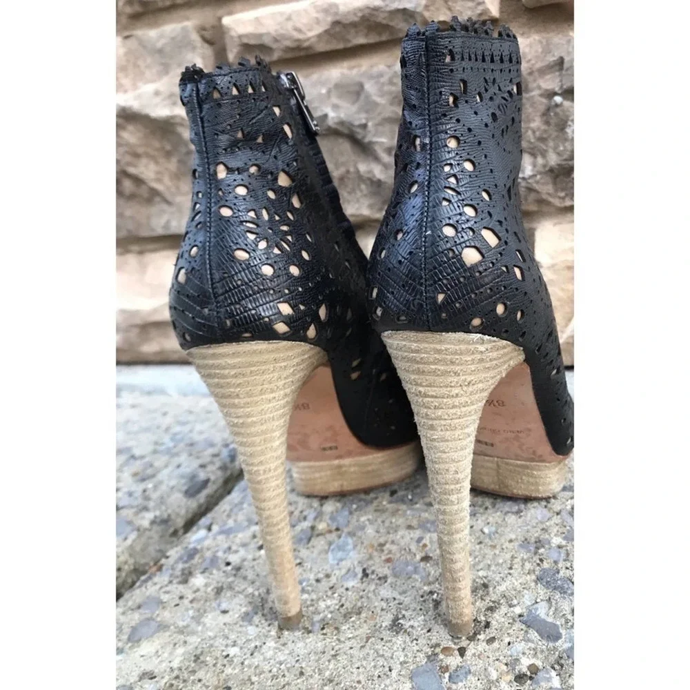 BCBG MAXAZRIA black ankle boots, women 8.5          A-5